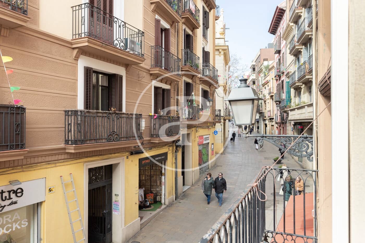 2 slaapkamer Appartement te huur in Barcelona stad - € 1.918 (Ref: 8857749)