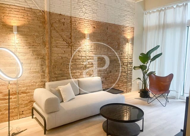 3 makuuhuone Huoneisto vuokrattavana paikassa La Vila de Gràcia, Barcelona kaupunki - 2 200 € (Ref: 8865821)