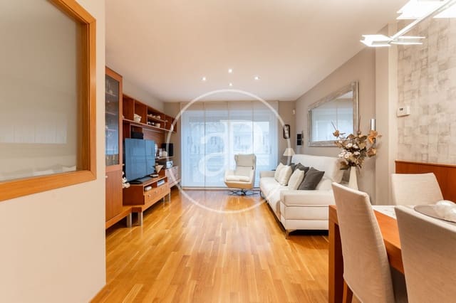 6 makuuhuone Huvila myytävänä paikassa Sabadell - 795 000 € (Ref: 8874685)