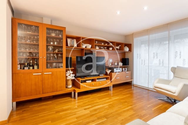 6 makuuhuone Huvila myytävänä paikassa Sabadell - 795 000 € (Ref: 8874685)