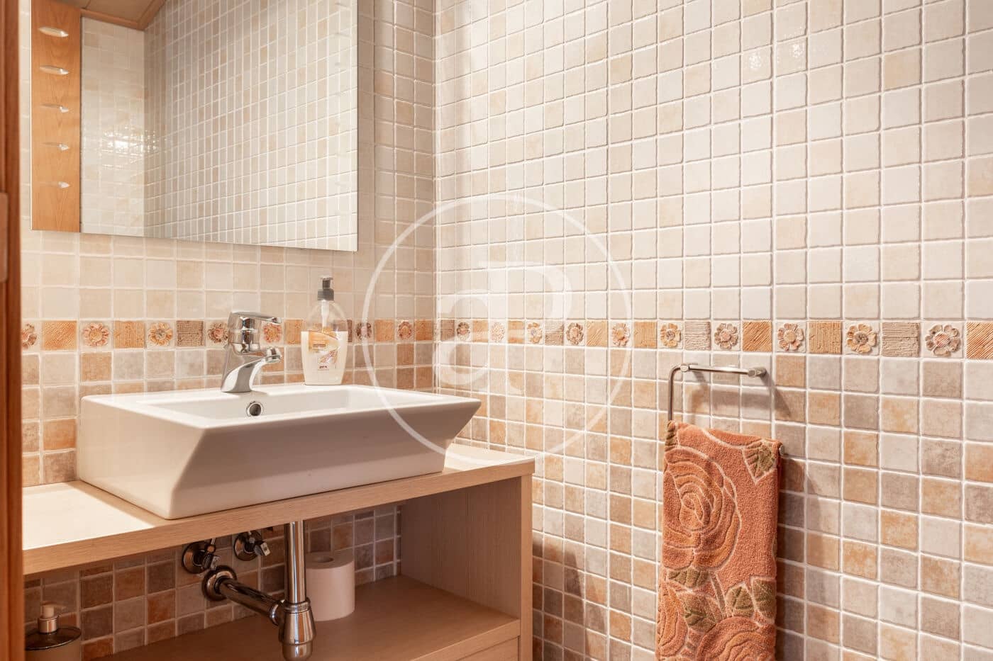 6 soveværelse Villa til salg i Sabadell - € 795.000 (Ref: 8874685)