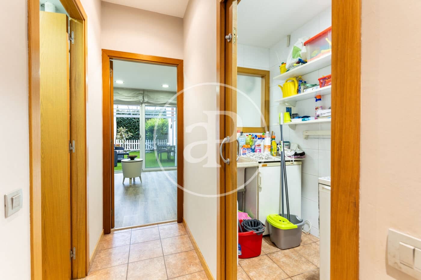 6 soveværelse Villa til salg i Sabadell - € 795.000 (Ref: 8874685)