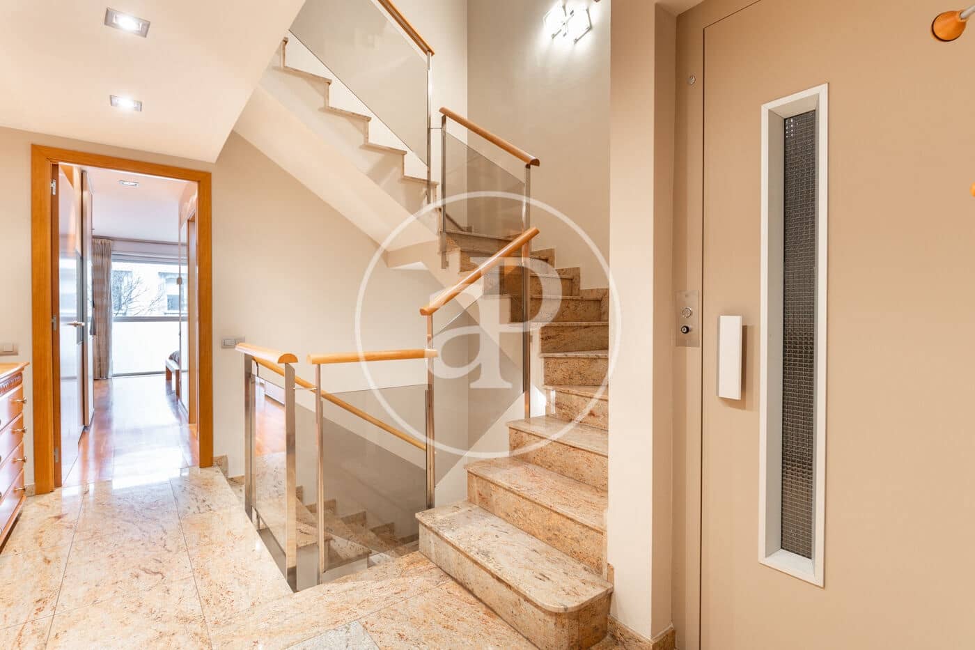 6 soveværelse Villa til salg i Sabadell - € 795.000 (Ref: 8874685)