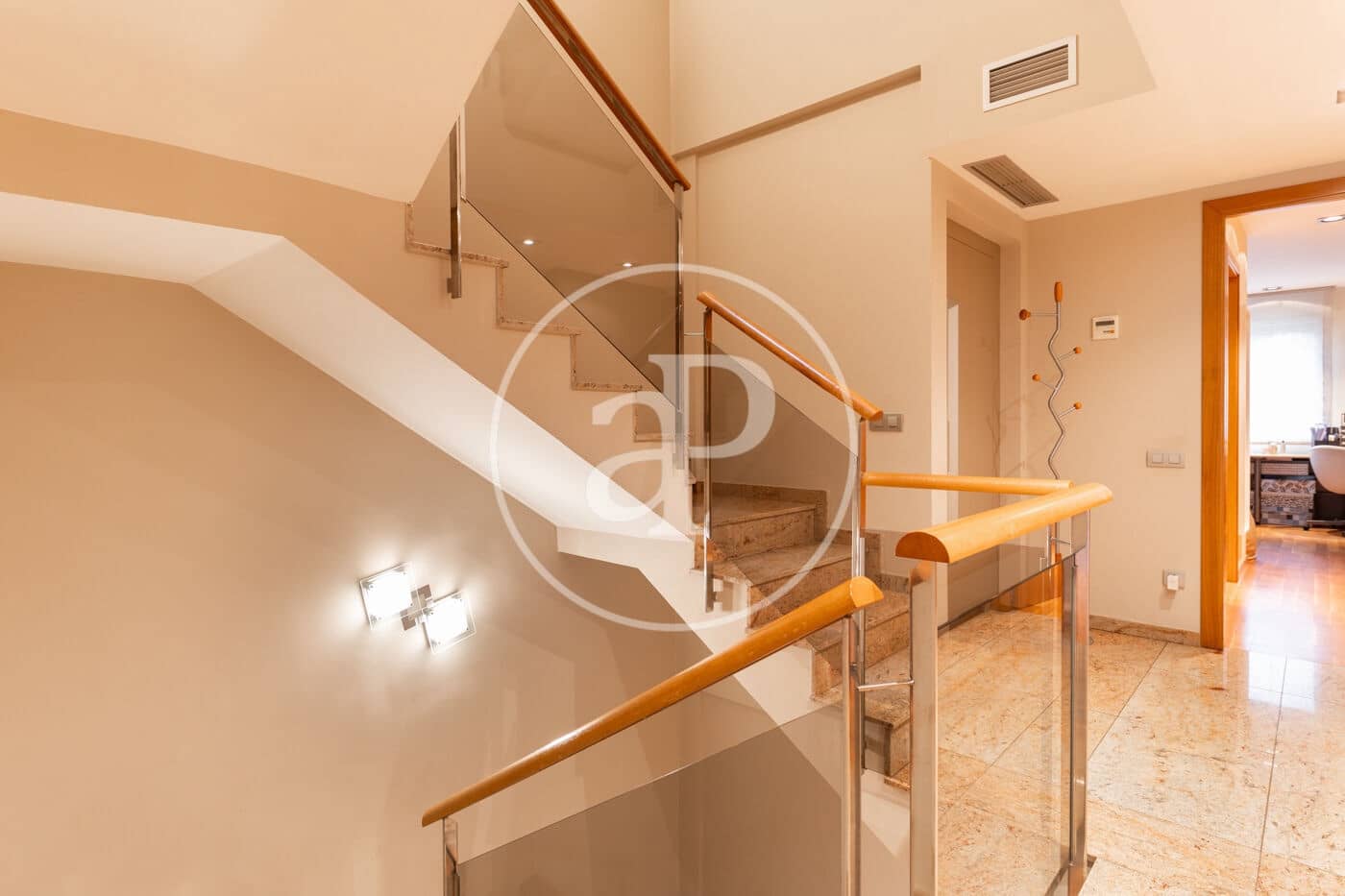 6 soveværelse Villa til salg i Sabadell - € 795.000 (Ref: 8874685)