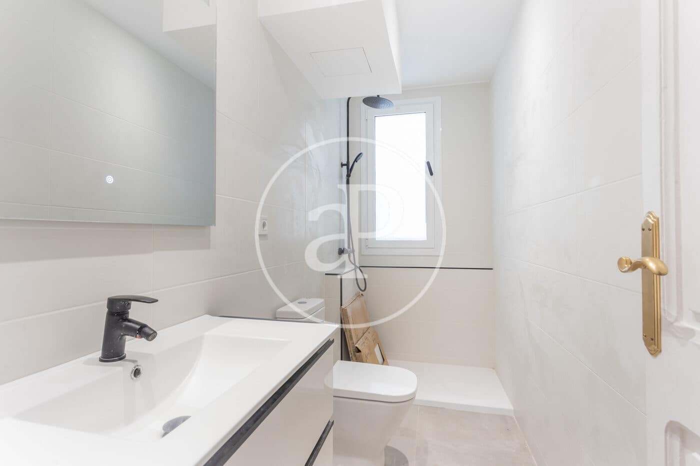 Apartamento de 3 habitaciones en Barcelona ciudad en venta - 359.000 € (Ref: 8874688)