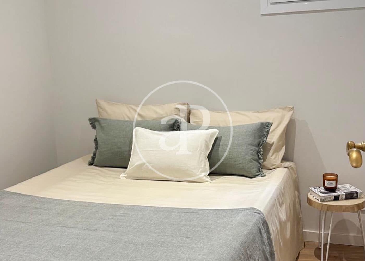 Apartamento de 3 habitaciones en Barcelona ciudad en venta - 359.000 € (Ref: 8874688)