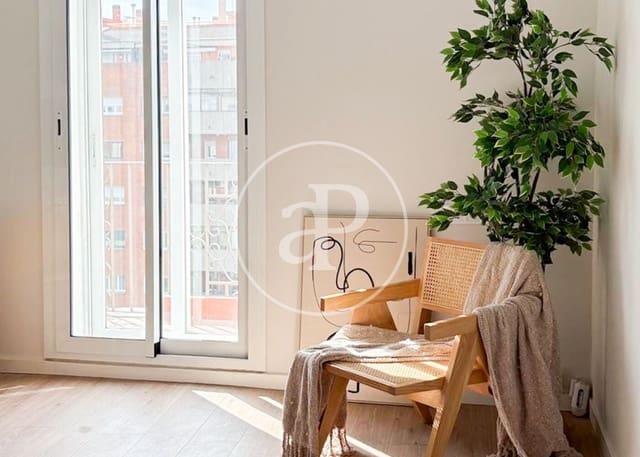 3 makuuhuone Huoneisto myytävänä paikassa La Dreta de L'Eixample, Barcelona kaupunki - 359 000 € (Ref: 8874688)