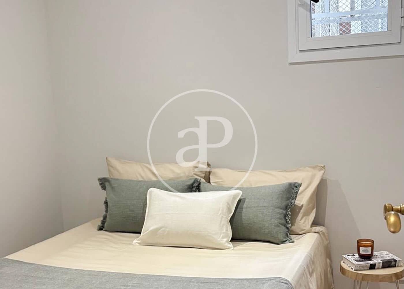 Apartamento de 3 habitaciones en Barcelona ciudad en venta - 359.000 € (Ref: 8874688)