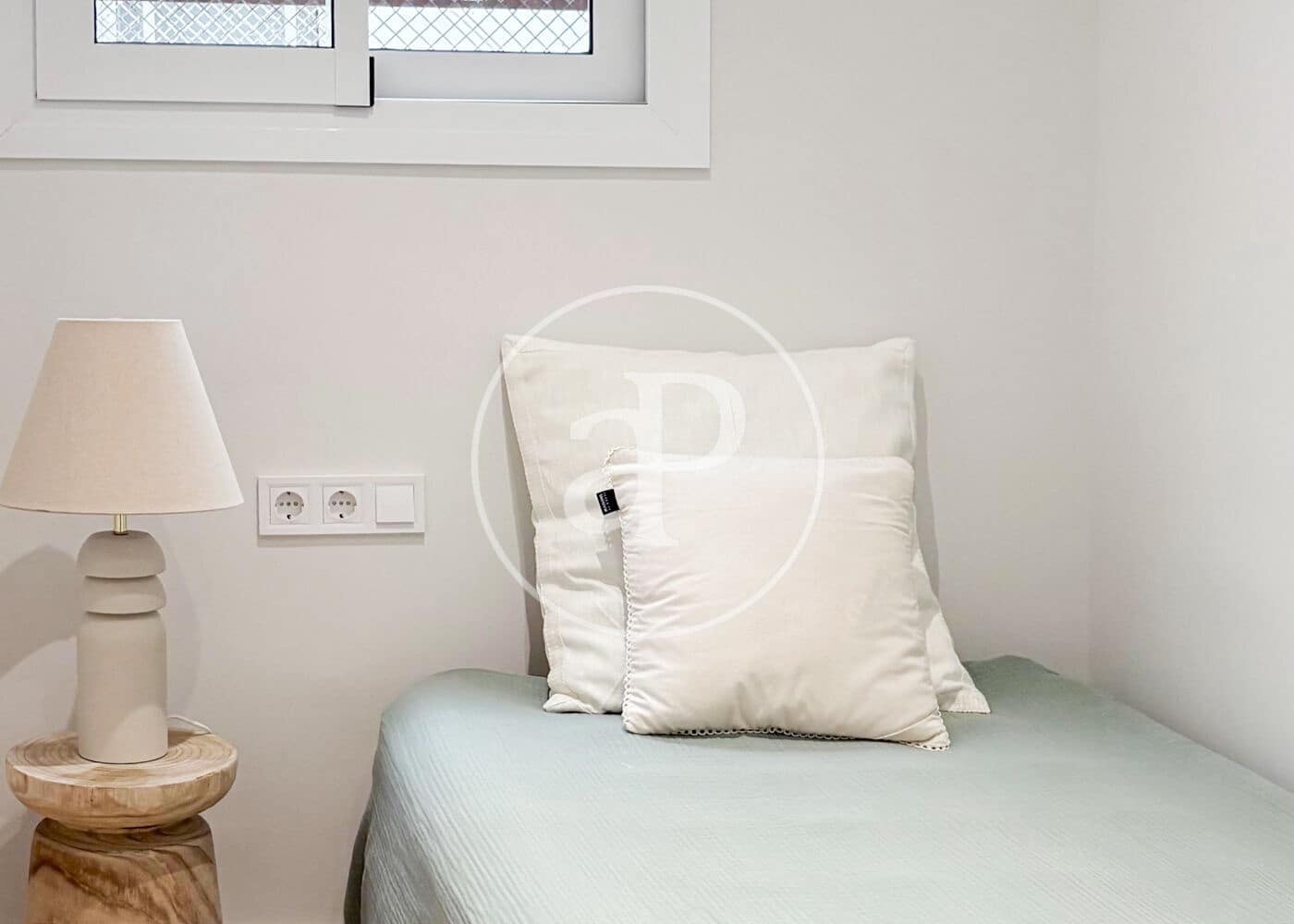 Apartamento de 3 habitaciones en Barcelona ciudad en venta - 359.000 € (Ref: 8874688)