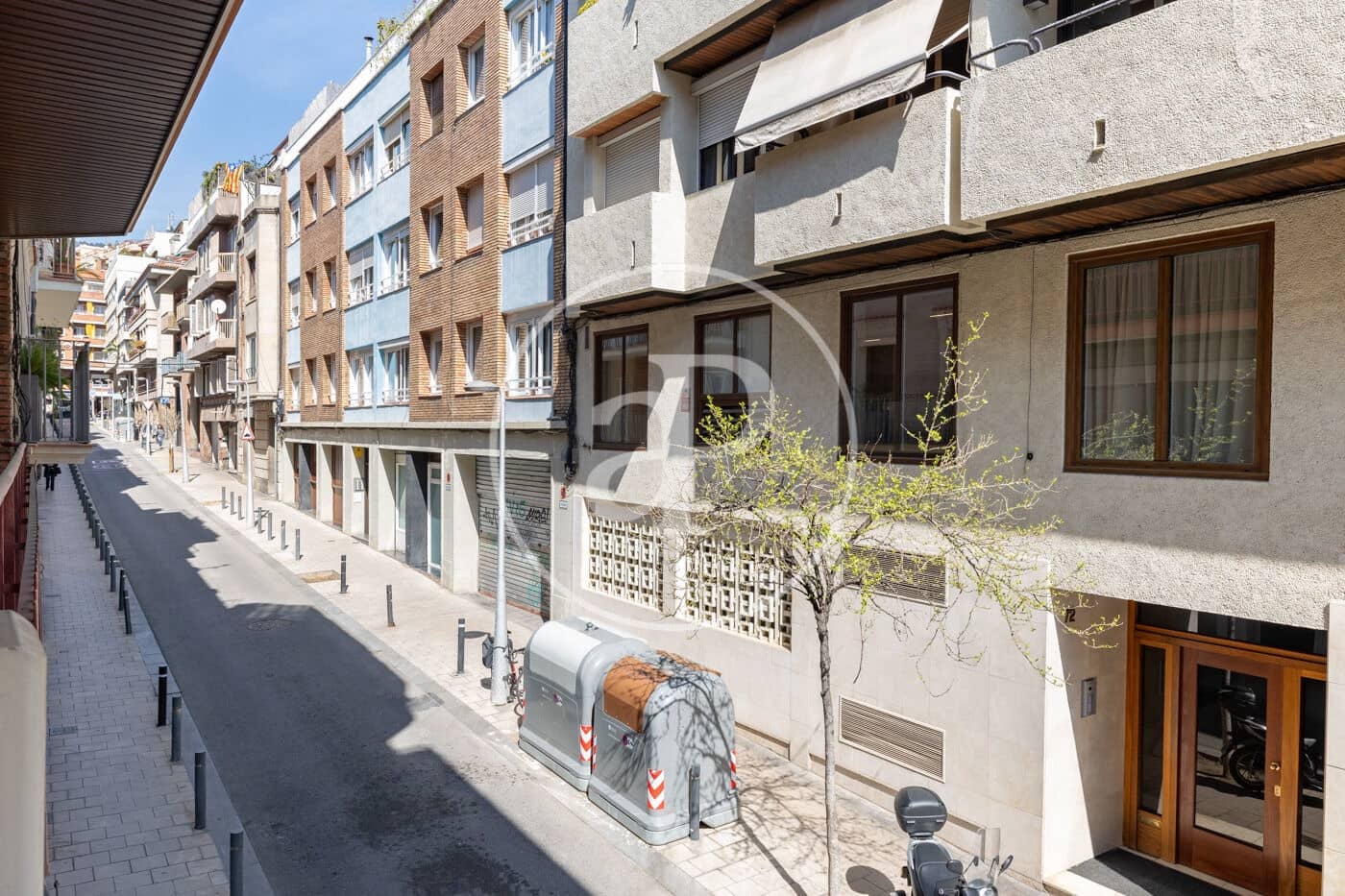 4 bedroom Apartment for sale in Barcelona city - € 735,000 (Ref: 8880073)
