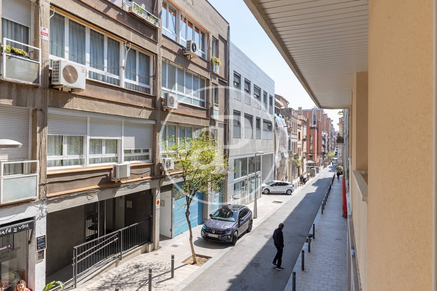 4 bedroom Apartment for sale in Barcelona city - € 735,000 (Ref: 8880073)