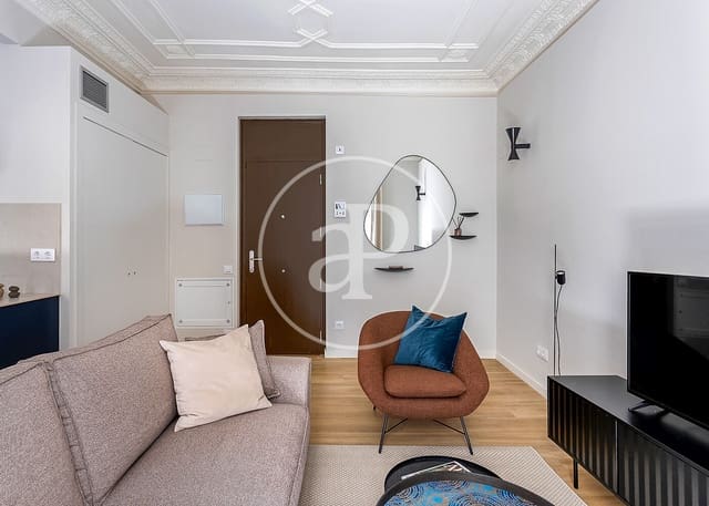 1 bedroom Apartment for rent in El Barri Gòtic, Barcelona city - € 2,800 (Ref: 8880077)