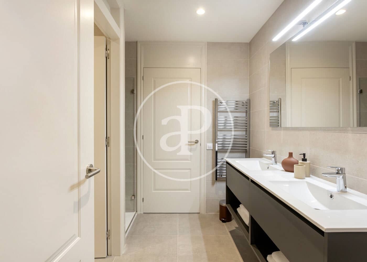 2 camera da letto Appartamento da affittare in Barcelona citta - 3.250 € (Rif: 8880078)