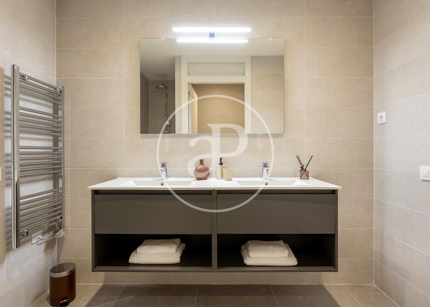 2 camera da letto Appartamento da affittare in Barcelona citta - 3.250 € (Rif: 8880078)