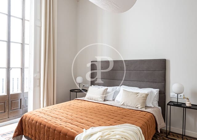 2 sovrum Lägenhet att hyra i El Barri Gòtic, Barcelona stad - 3 900 € (Ref: 8880079)