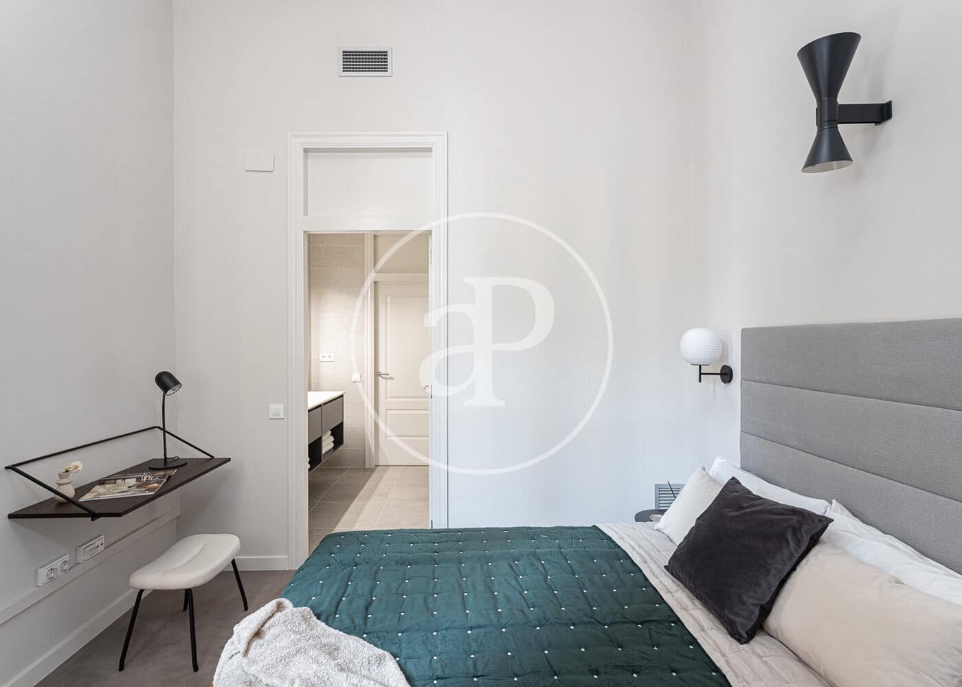 2 sypialnia Apartament do wynajęcia w Miasto Barcelona - 4 650 € (Ref: 8880080)