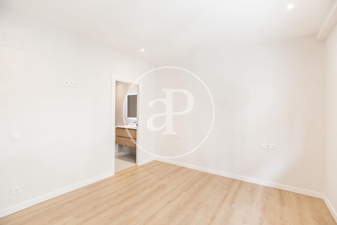 4 makuuhuone Huoneisto myytävänä paikassa Barcelona kaupunki - 659 000 € (Ref: 8884308)