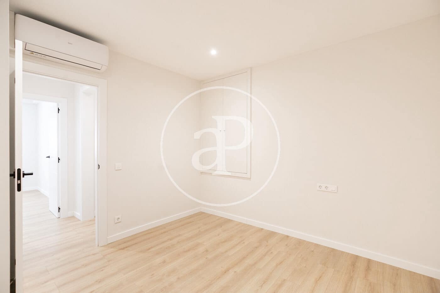 4 makuuhuone Huoneisto myytävänä paikassa Barcelona kaupunki - 659 000 € (Ref: 8884308)