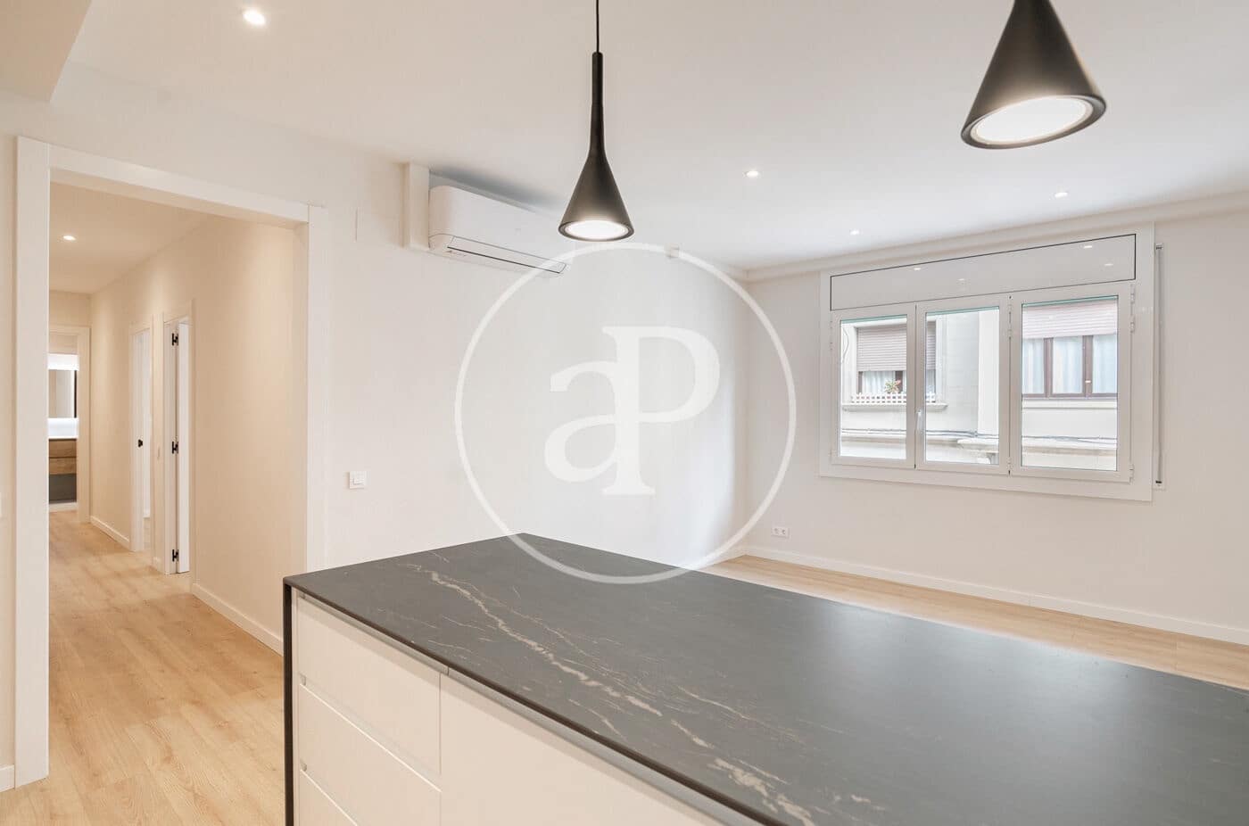 4 makuuhuone Huoneisto myytävänä paikassa Barcelona kaupunki - 659 000 € (Ref: 8884308)