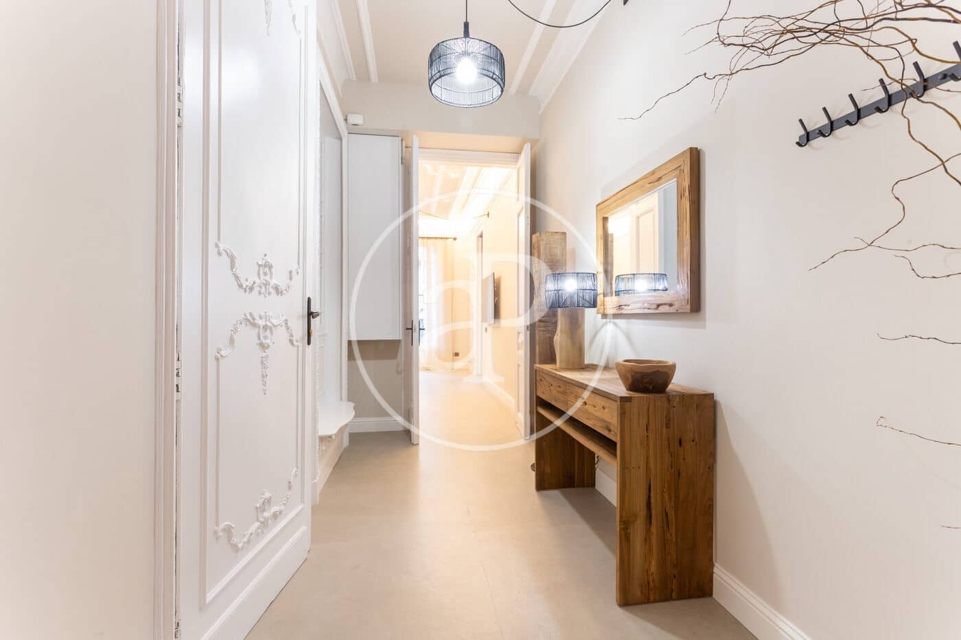 4 quarto Apartamento para arrendar em Barcelona cidade - 7 835 € (Ref: 8886231)