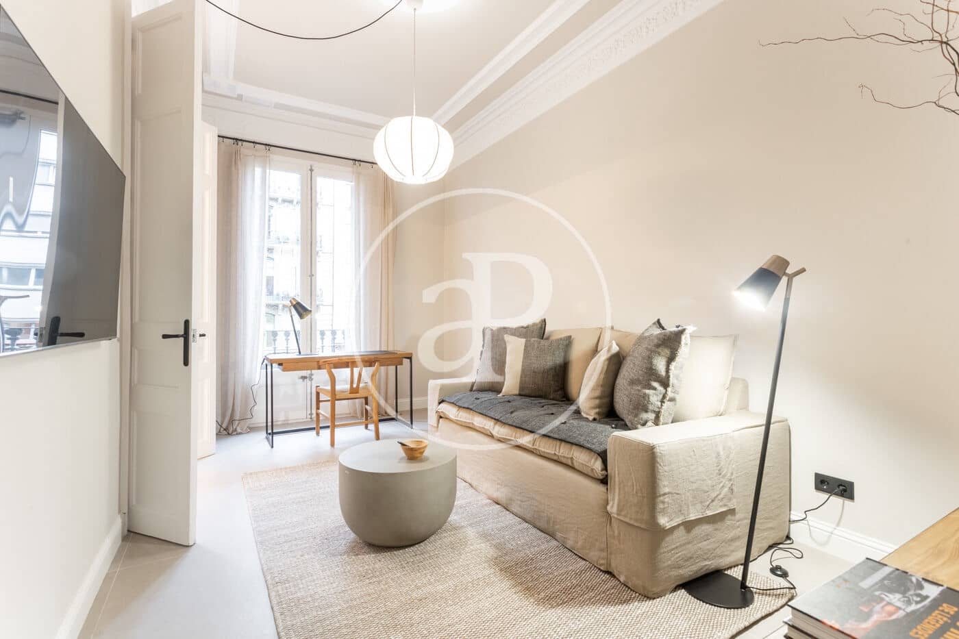 4 quarto Apartamento para arrendar em Barcelona cidade - 7 835 € (Ref: 8886231)
