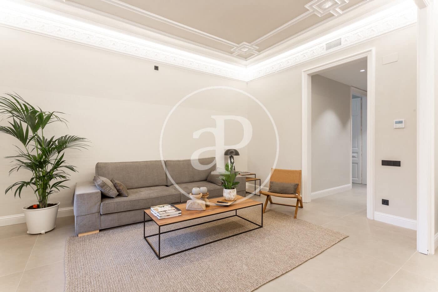 4 quarto Apartamento para arrendar em Barcelona cidade - 7 835 € (Ref: 8886231)