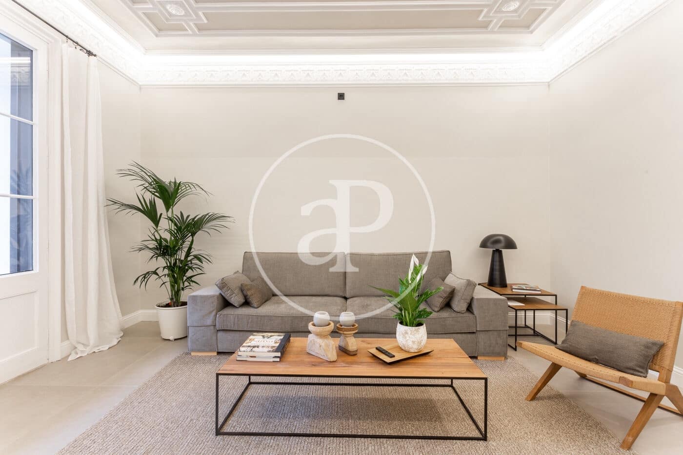 4 quarto Apartamento para arrendar em Barcelona cidade - 7 835 € (Ref: 8886231)