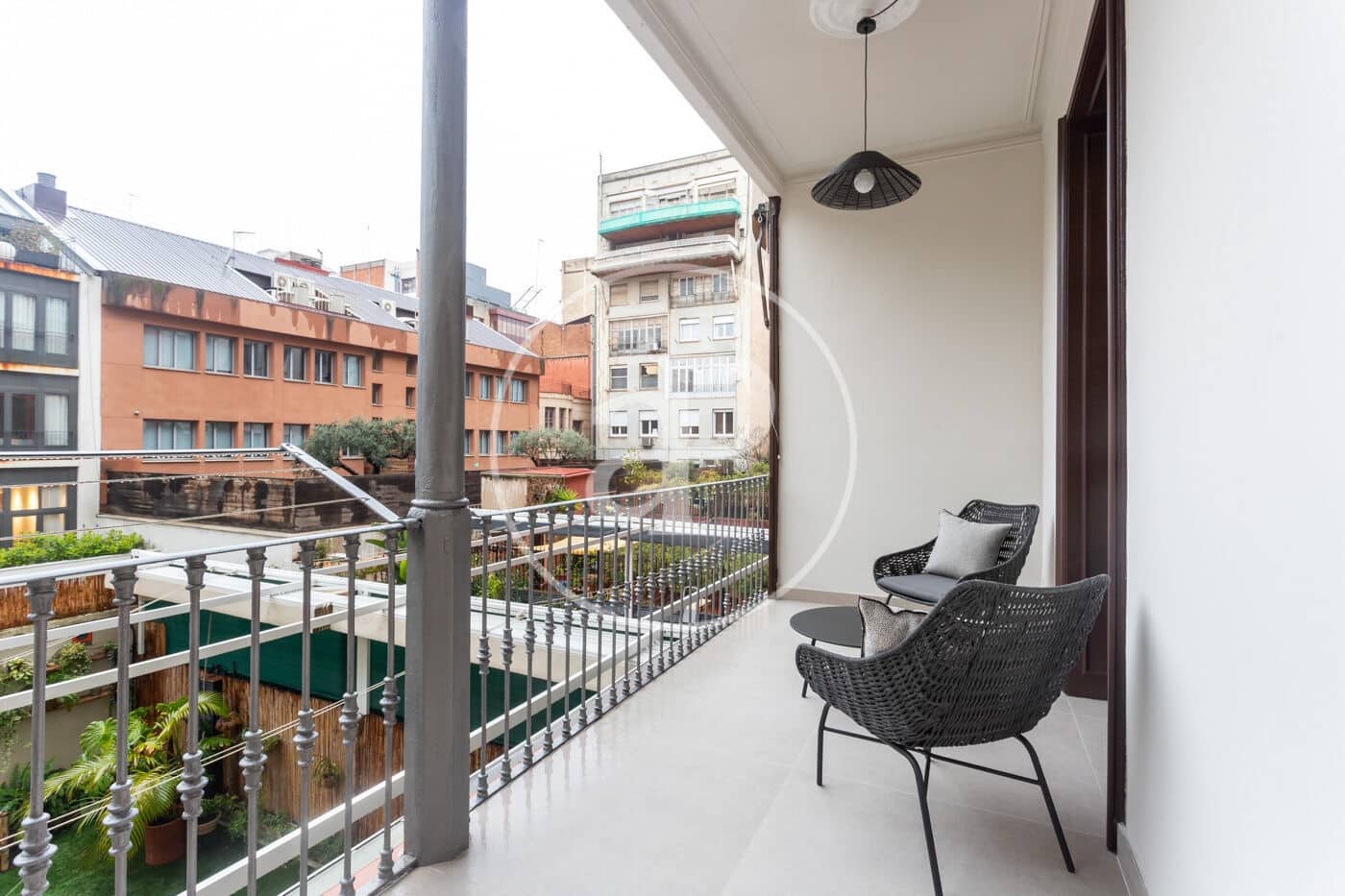 4 quarto Apartamento para arrendar em Barcelona cidade - 7 835 € (Ref: 8886231)