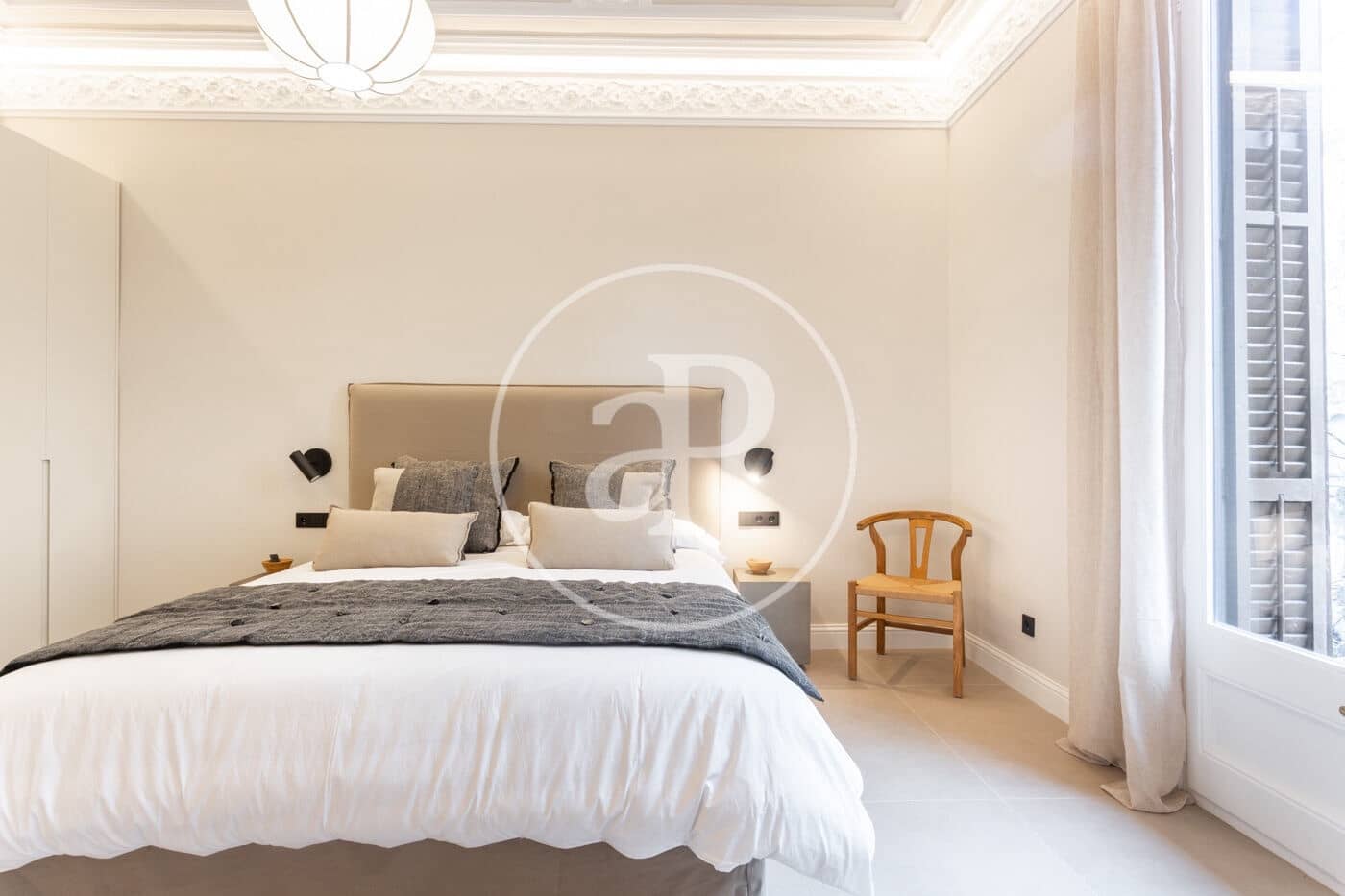 4 quarto Apartamento para arrendar em Barcelona cidade - 7 835 € (Ref: 8886231)