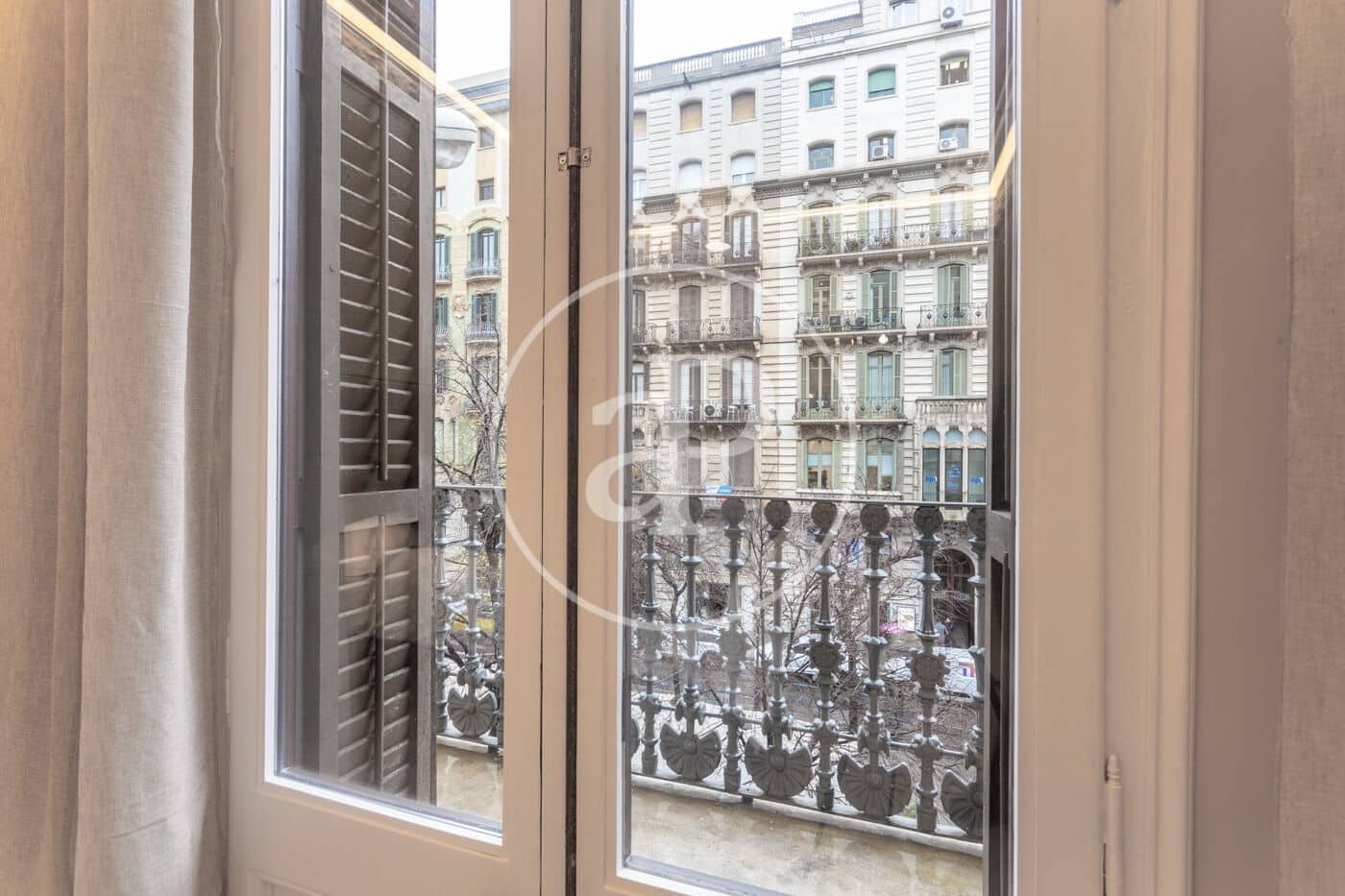4 quarto Apartamento para arrendar em Barcelona cidade - 7 835 € (Ref: 8886231)