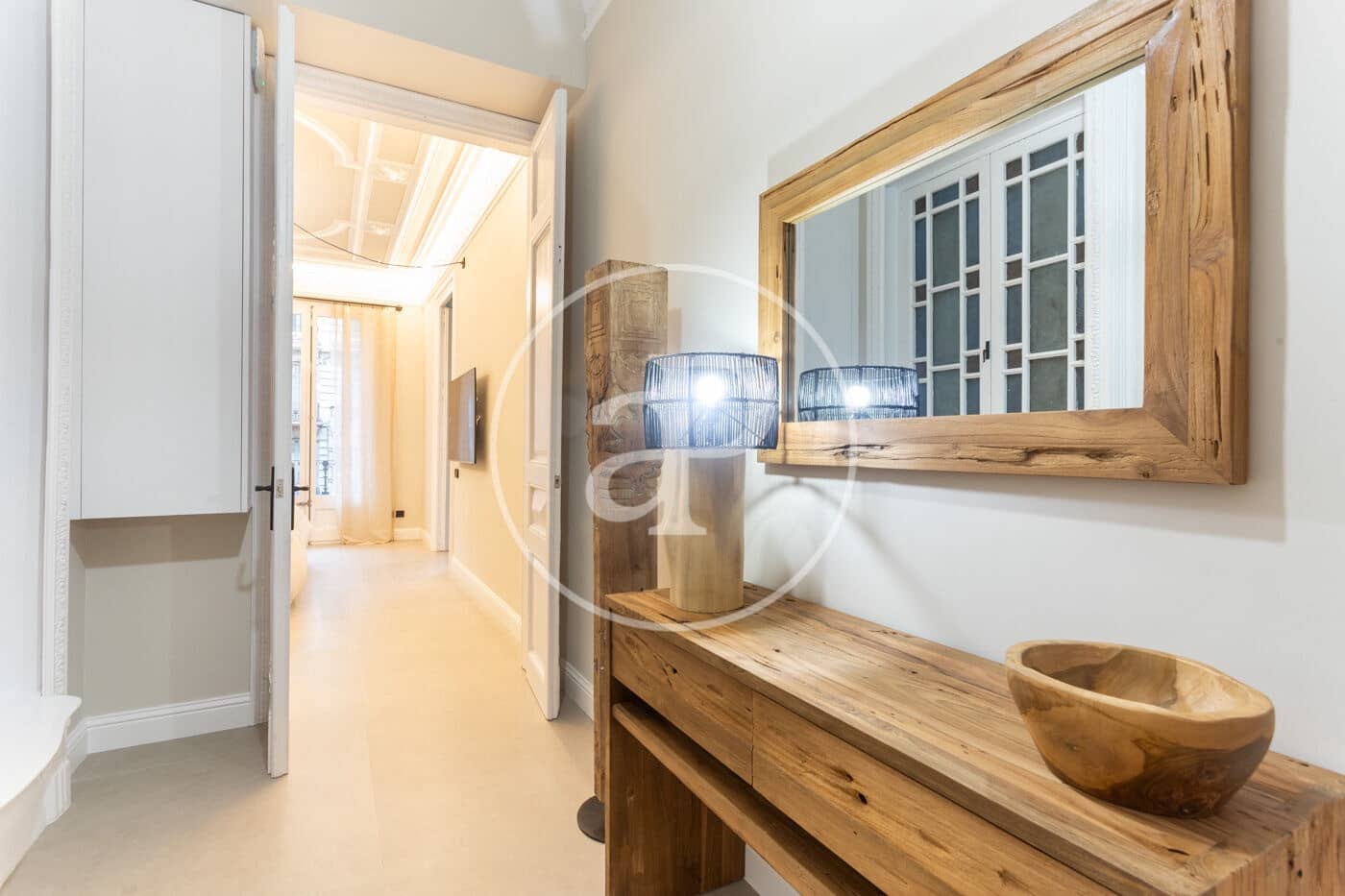 4 quarto Apartamento para arrendar em Barcelona cidade - 7 835 € (Ref: 8886231)