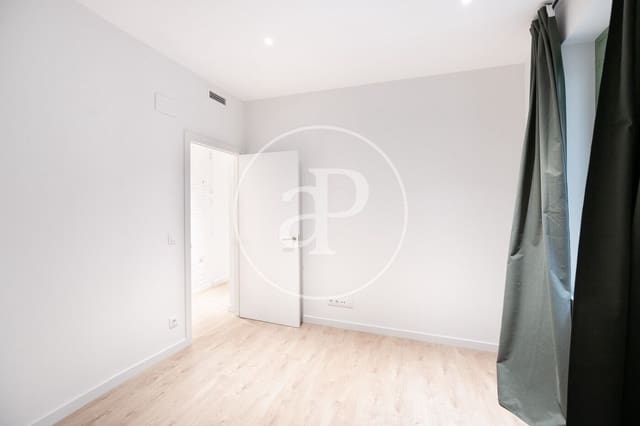 3 slaapkamer Appartement te huur in El Barri Gòtic, Barcelona stad - € 3.100 (Ref: 8888591)