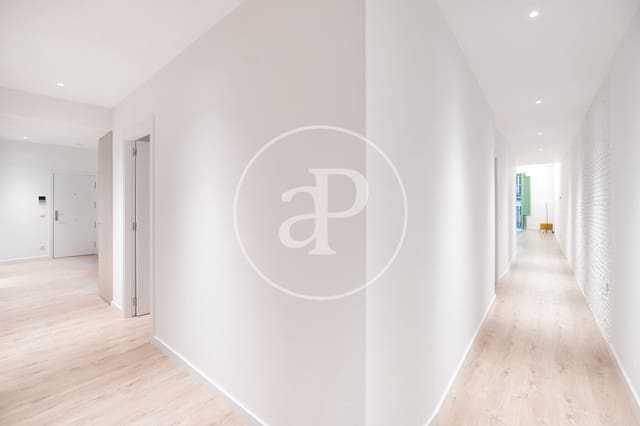 3 slaapkamer Appartement te huur in El Barri Gòtic, Barcelona stad - € 3.100 (Ref: 8888591)