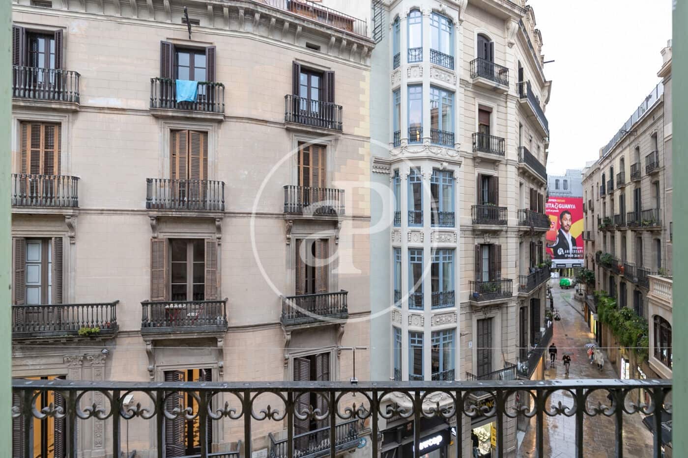 3 slaapkamer Appartement te huur in Barcelona stad - € 3.100 (Ref: 8888591)