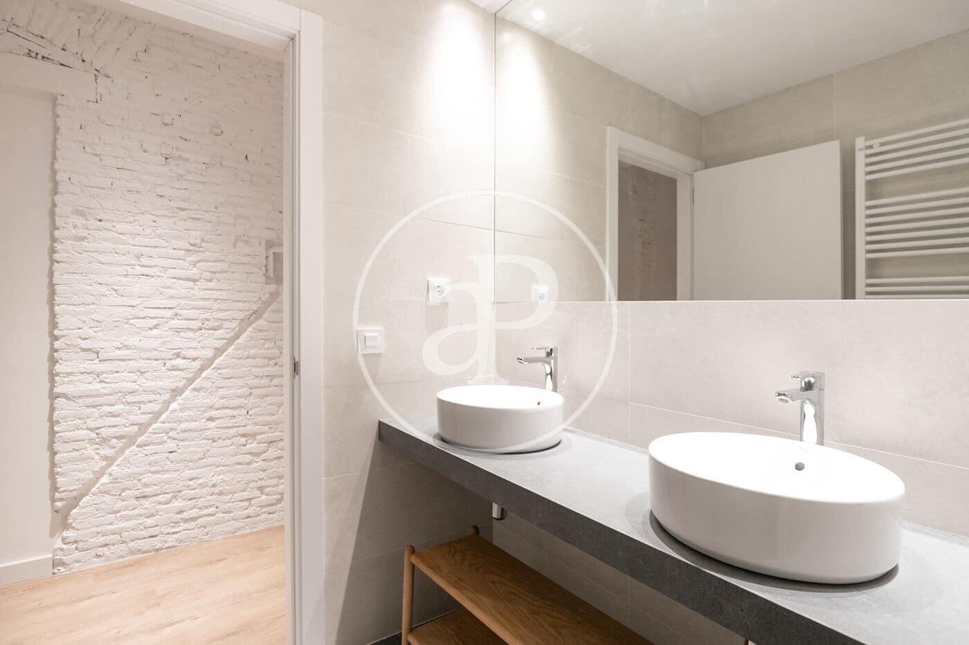 3 slaapkamer Appartement te huur in Barcelona stad - € 3.100 (Ref: 8888591)