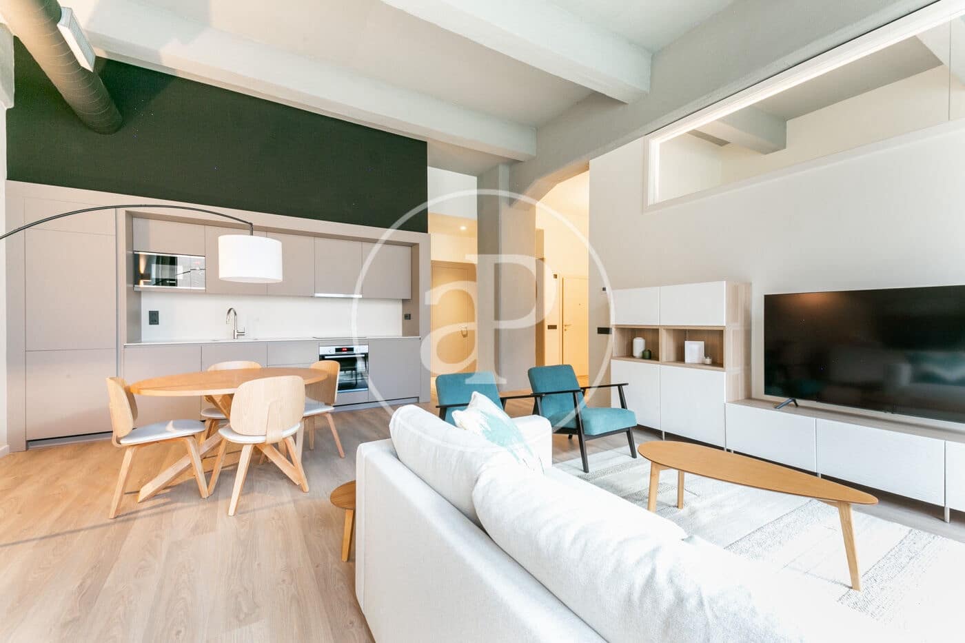 1 soverom Leilighet til leie i Barcelona by med svømmebasseng - € 2 340 (Ref: 8888595)