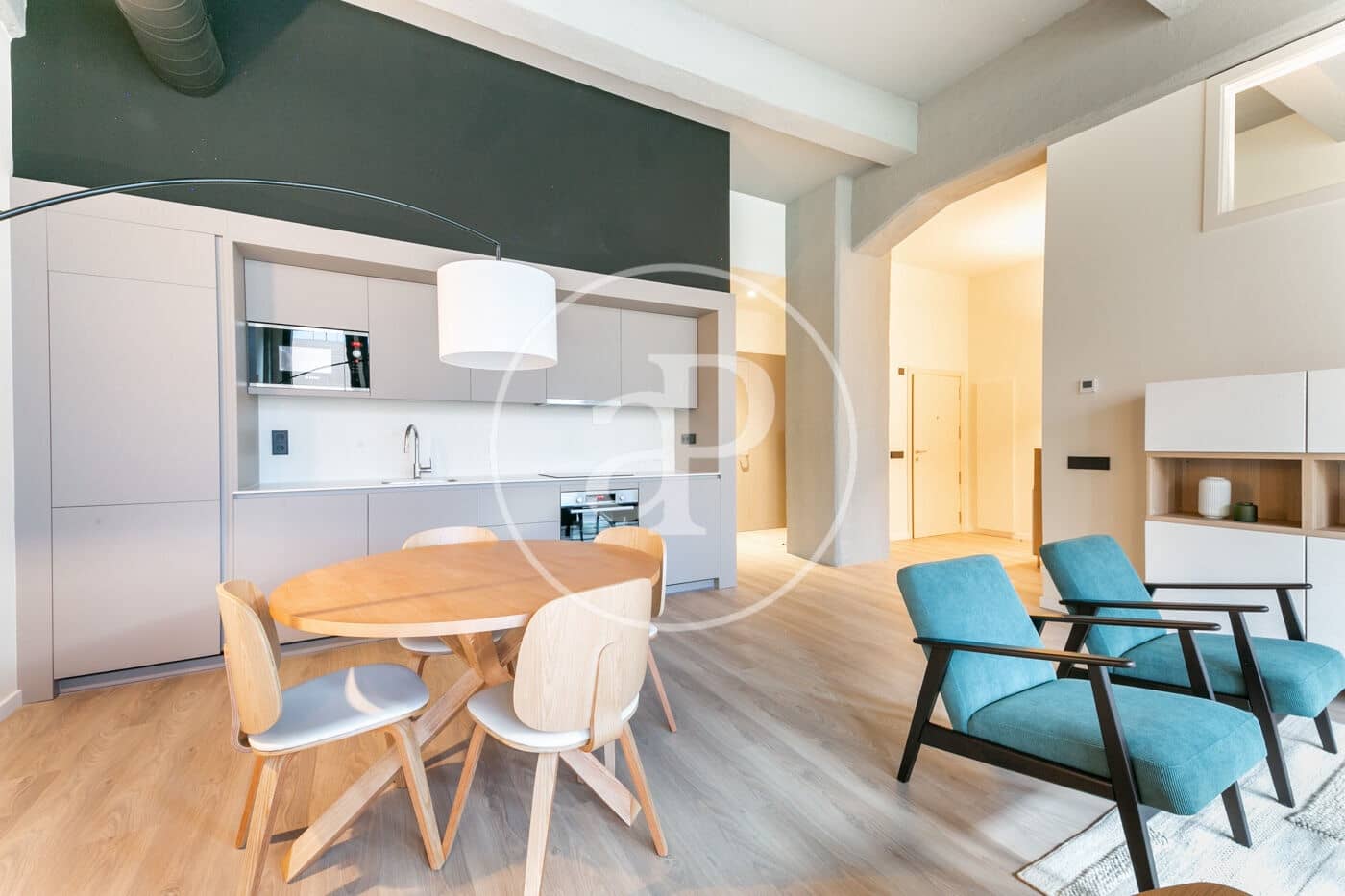 1 soverom Leilighet til leie i Barcelona by med svømmebasseng - € 2 340 (Ref: 8888595)