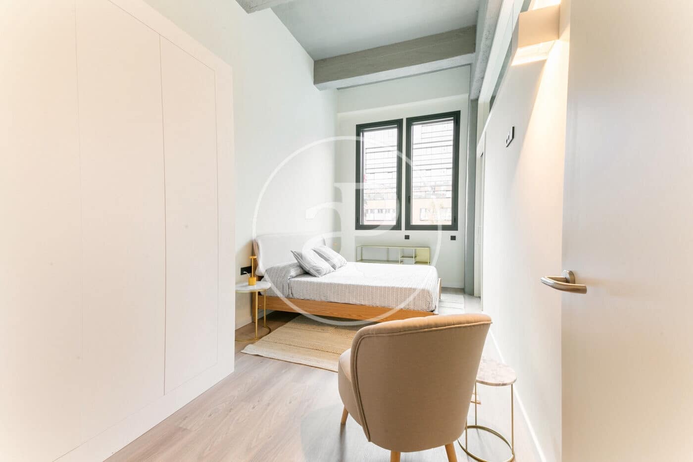 1 soverom Leilighet til leie i Barcelona by med svømmebasseng - € 2 340 (Ref: 8888595)