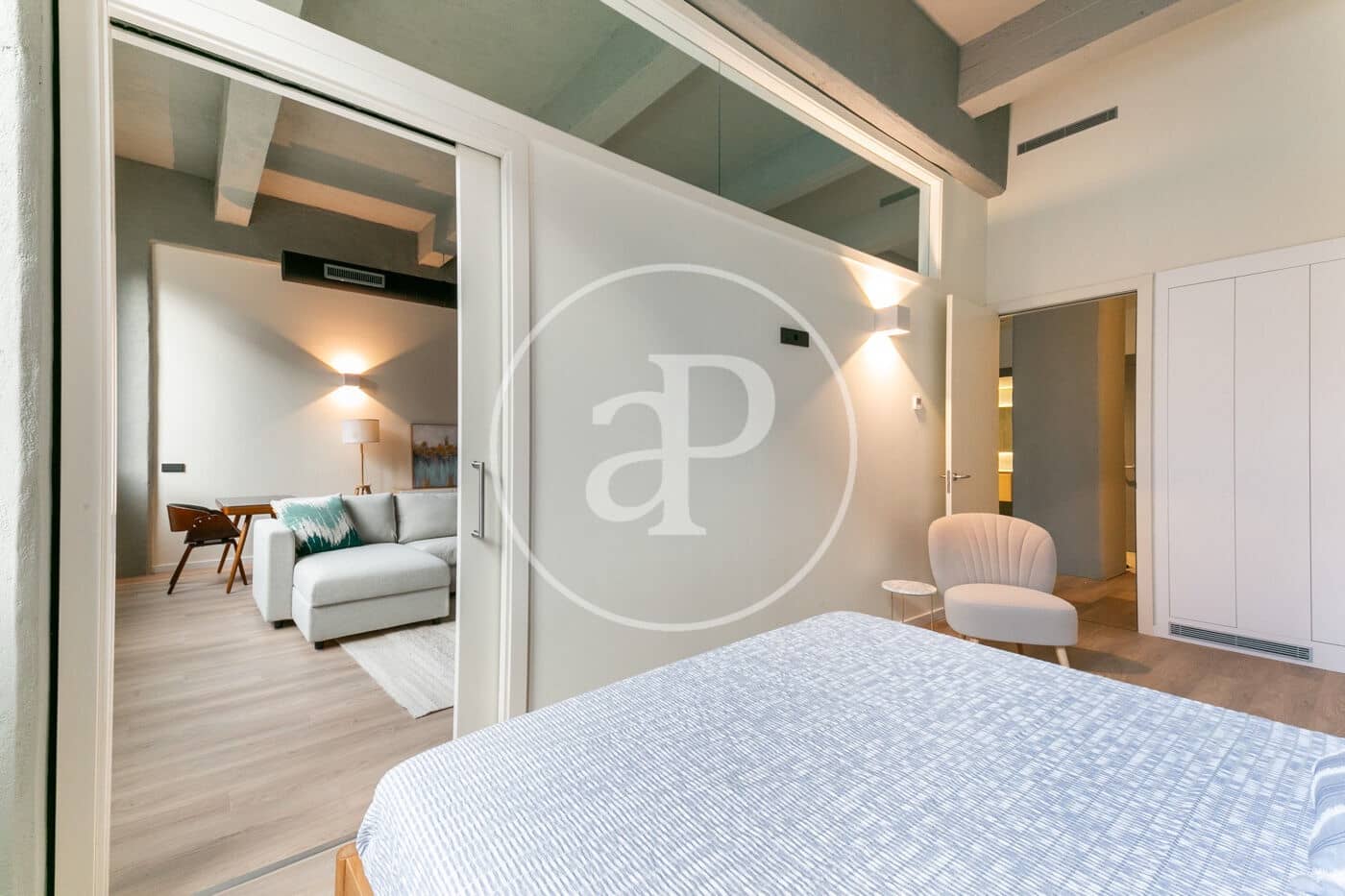 1 soverom Leilighet til leie i Barcelona by med svømmebasseng - € 2 340 (Ref: 8888595)