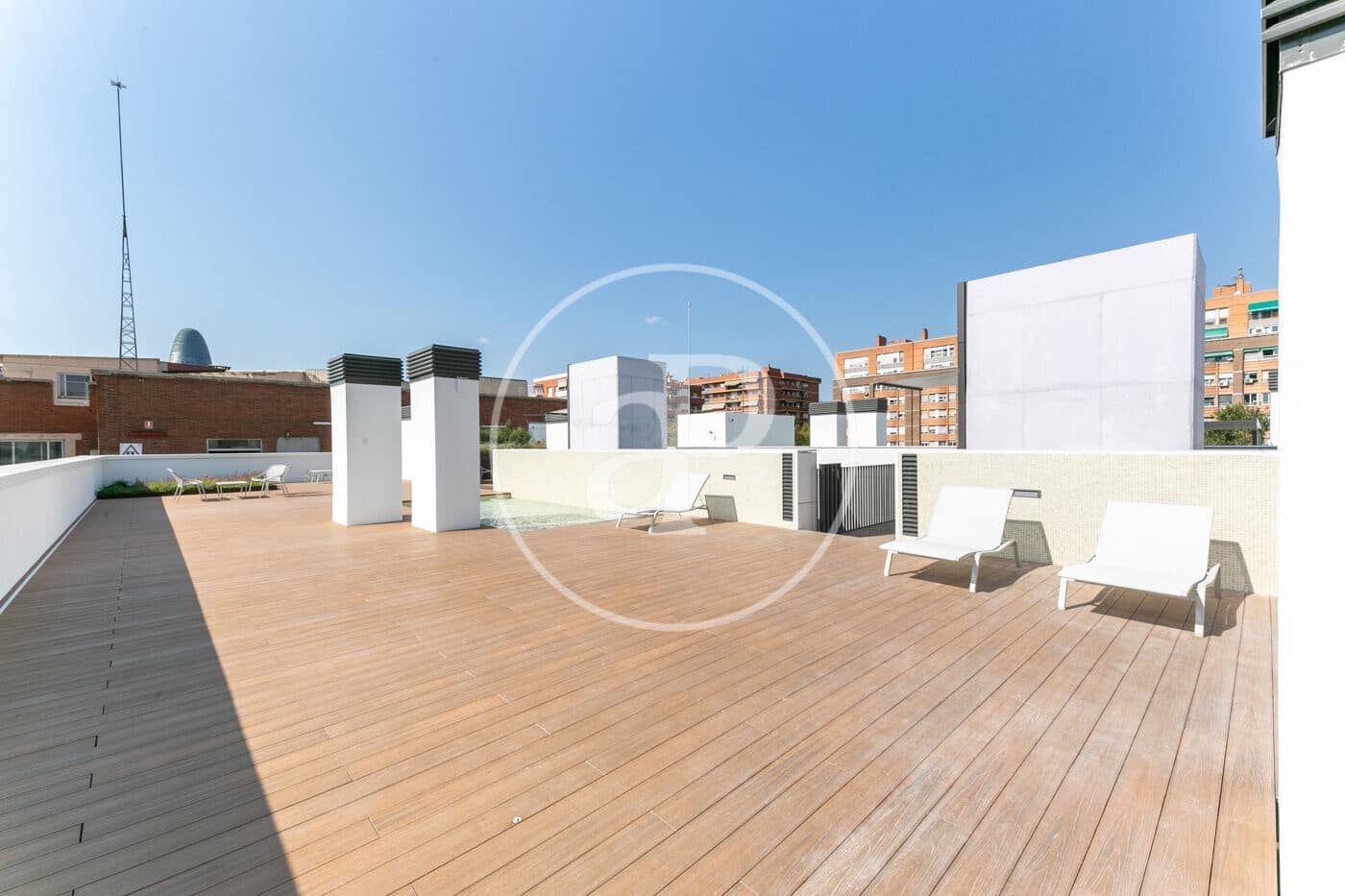 1 soverom Leilighet til leie i Barcelona by med svømmebasseng - € 2 340 (Ref: 8888595)