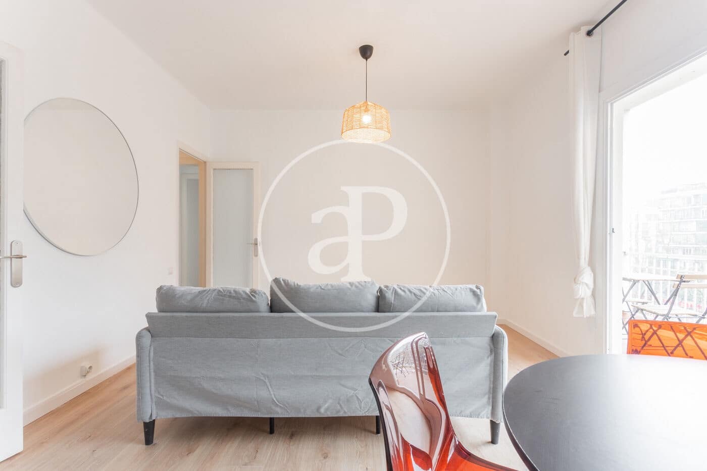 3 sovrum Lägenhet att hyra i Barcelona stad - 2 300 € (Ref: 8893353)