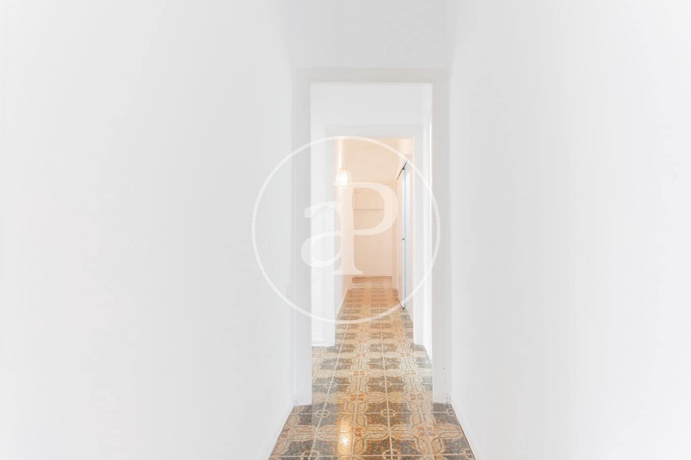 3 sovrum Lägenhet att hyra i Barcelona stad - 2 300 € (Ref: 8893353)