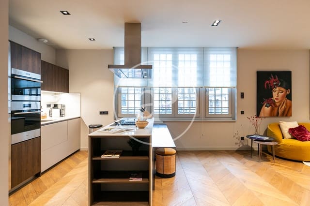 2 slaapkamer Appartement te koop in El Barri Gòtic, Barcelona stad - € 945.000 (Ref: 8897082)