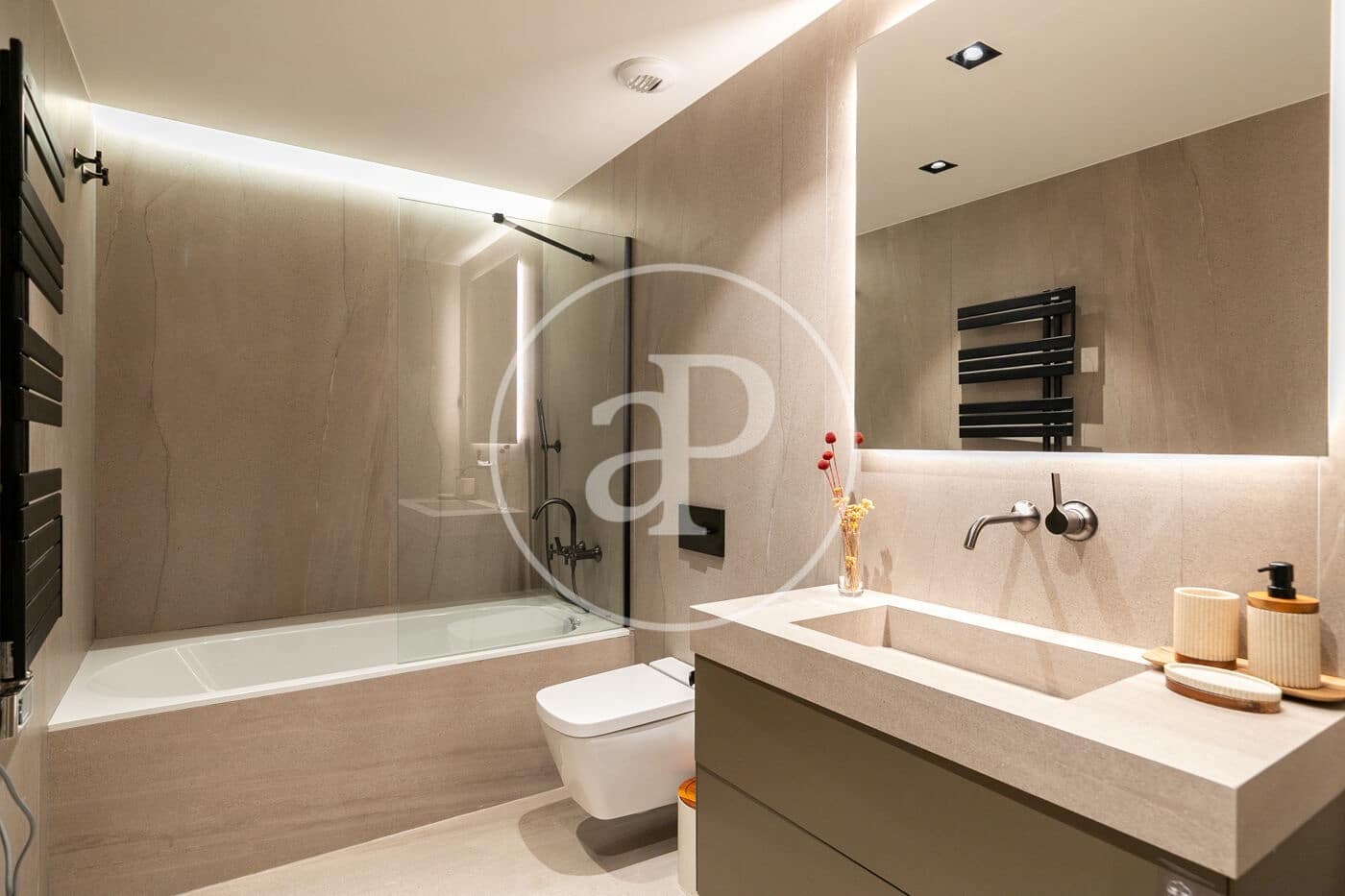 Apartamento de 2 habitaciones en Barcelona ciudad en venta - 945.000 € (Ref: 8897082)