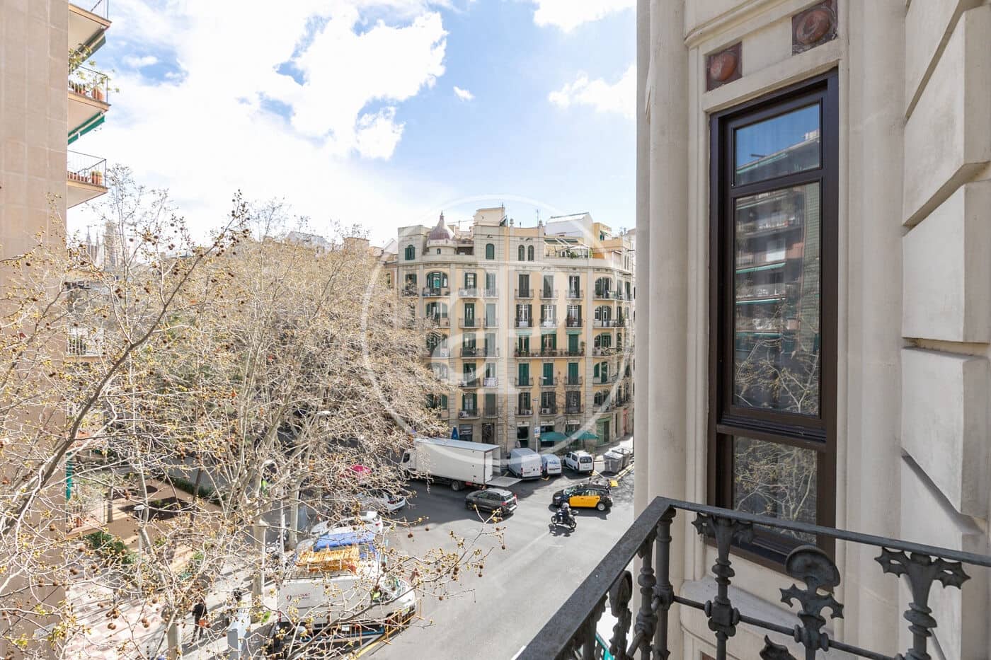 Leilighet til salgs i Barcelona by - € 1 100 000 (Ref: 8900384)