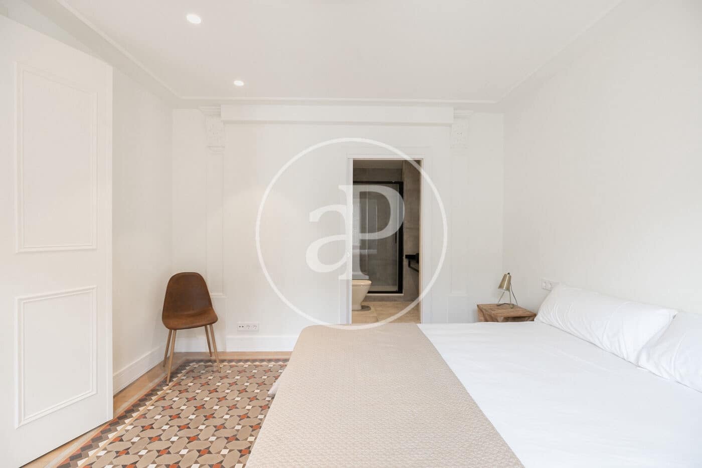 3 quarto Apartamento para arrendar em Barcelona cidade - 2 500 € (Ref: 8902305)