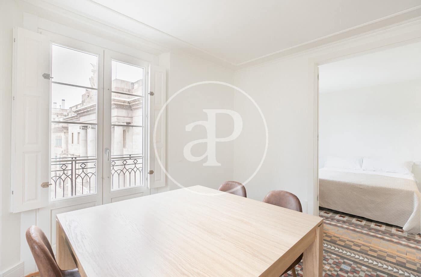 3 quarto Apartamento para arrendar em Barcelona cidade - 2 500 € (Ref: 8902305)