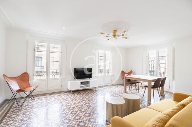 3 quarto Apartamento para arrendar em El Barri Gòtic, Barcelona cidade - 2 500 € (Ref: 8902305)