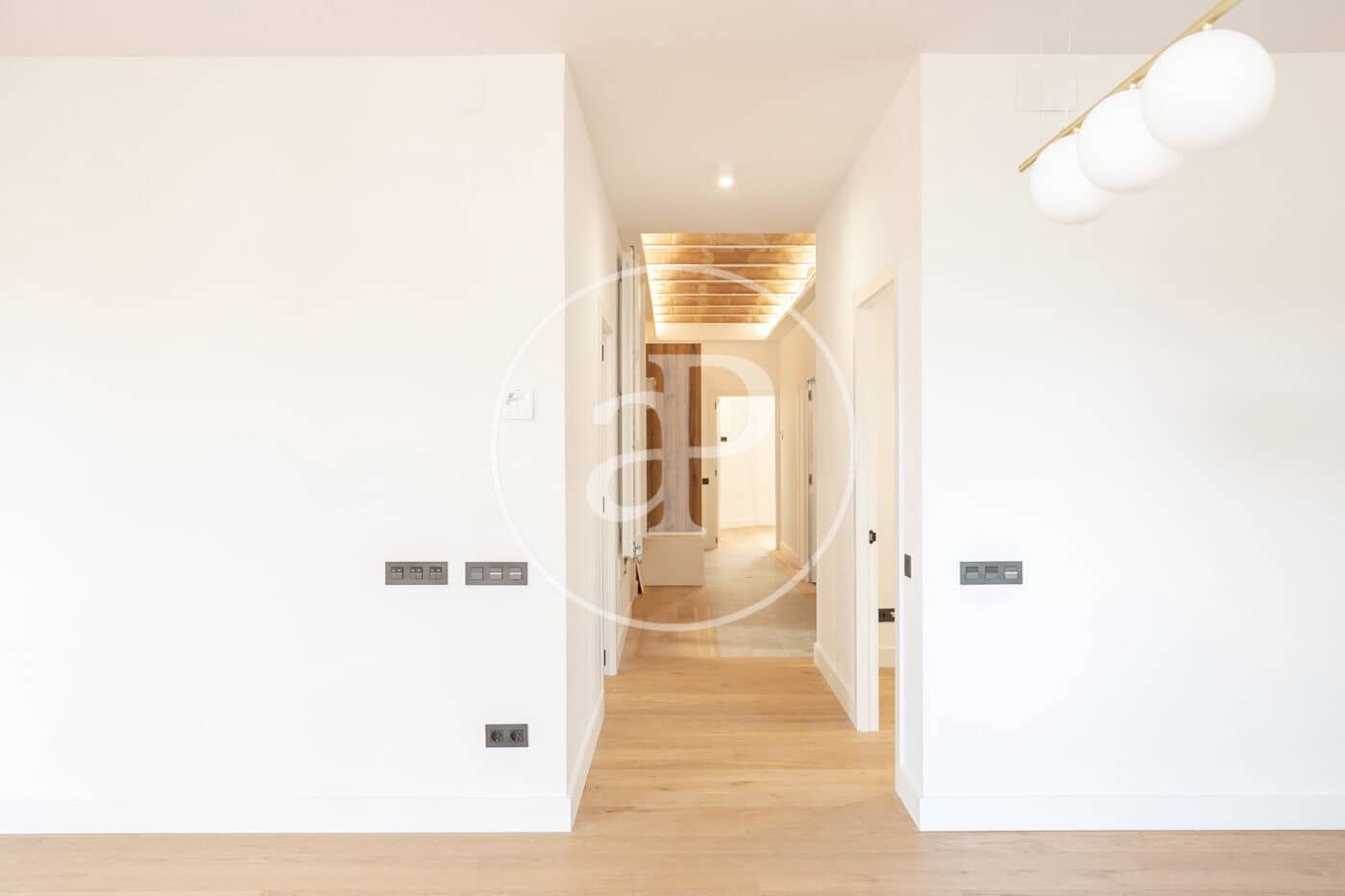 4 soveværelse Lejlighed til salg i Barcelona by - € 1.150.000 (Ref: 8902307)