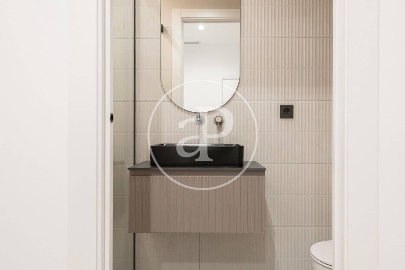 4 soveværelse Lejlighed til salg i Barcelona by - € 1.150.000 (Ref: 8902307)